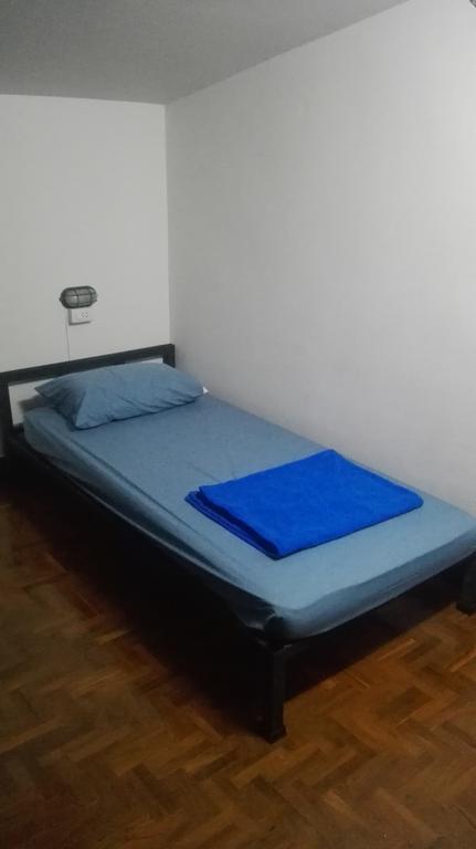 Cham Cha Hostel Chiang Mai Værelse billede