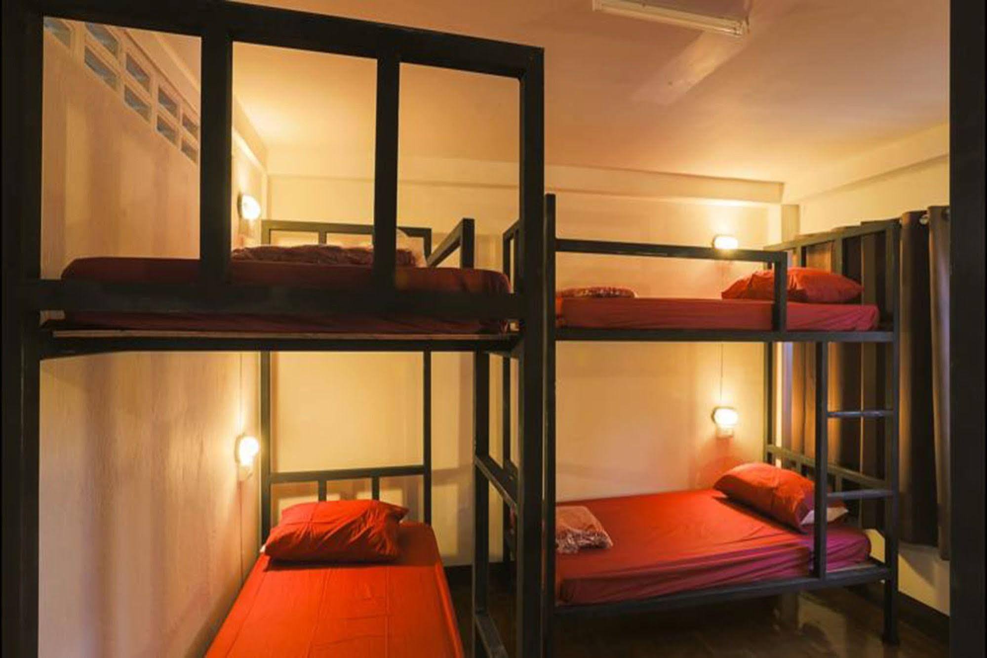 Cham Cha Hostel Chiang Mai Eksteriør billede